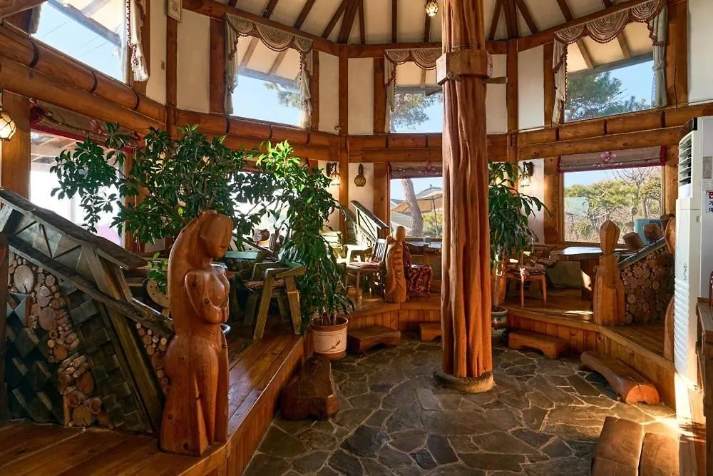 Ganghwa Seokmodo Sunset House Hotel Incheon 3*,  South Korea