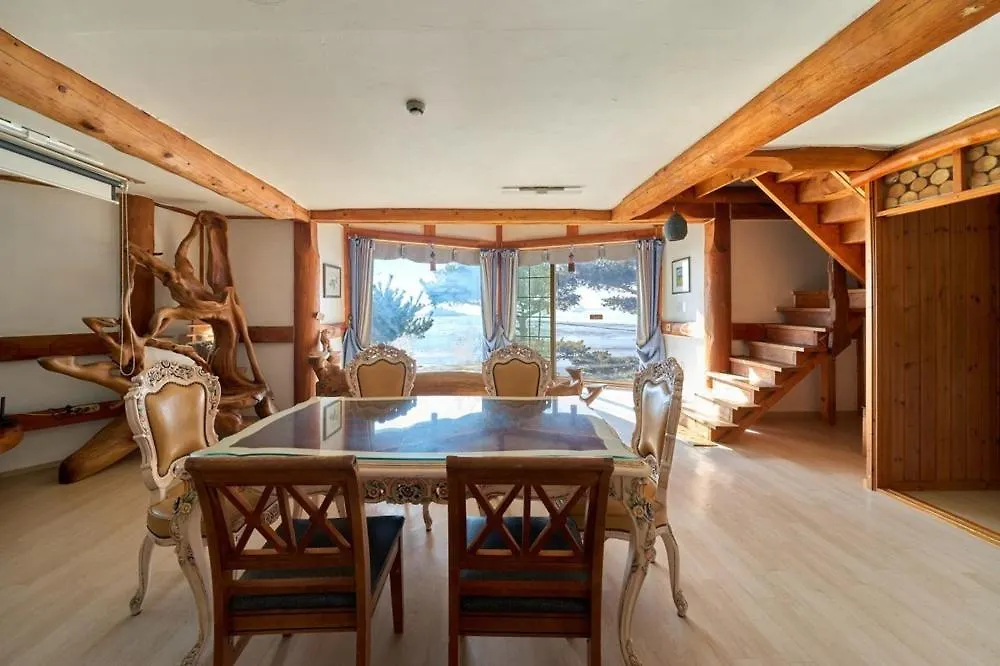 فندق Ganghwa Seokmodo Sunset House انشيون 3*,